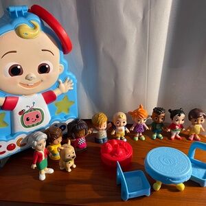 CoComelon & More Collection With Carry Case & 10 Assorted Figures & Accessories